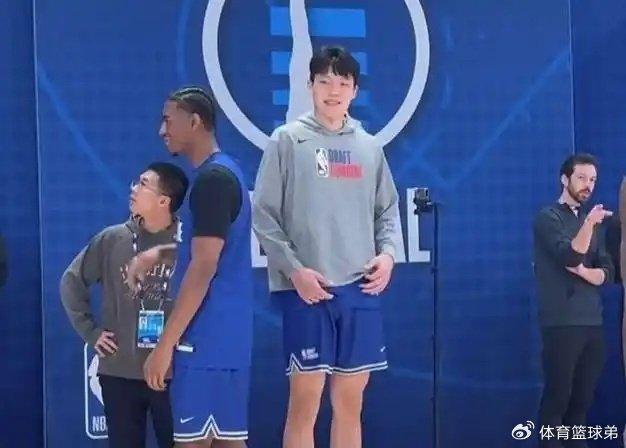关于杨瀚森对比NBA和CBA身体对抗：这边比较文明的信息