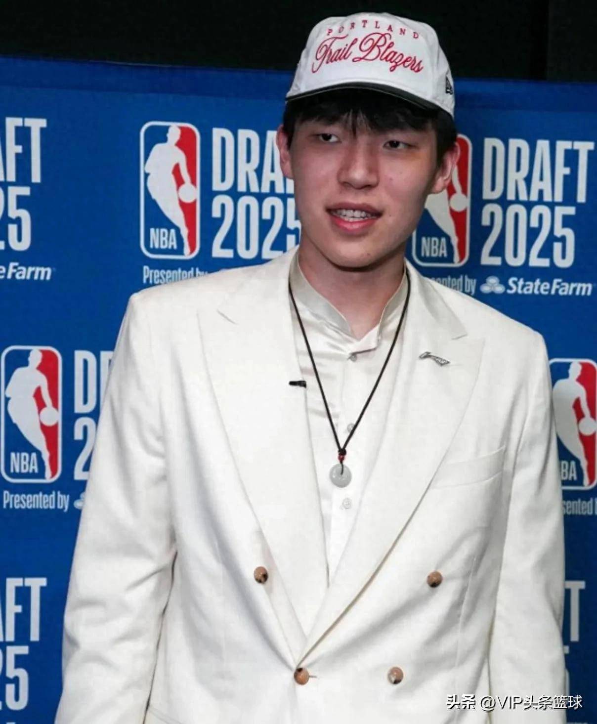 关于杨瀚森对比NBA和CBA身体对抗：这边比较文明的信息