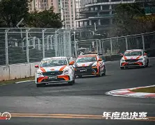 金鹰特攻迎战天启小队，率先晋级，统治赛场毫无争议