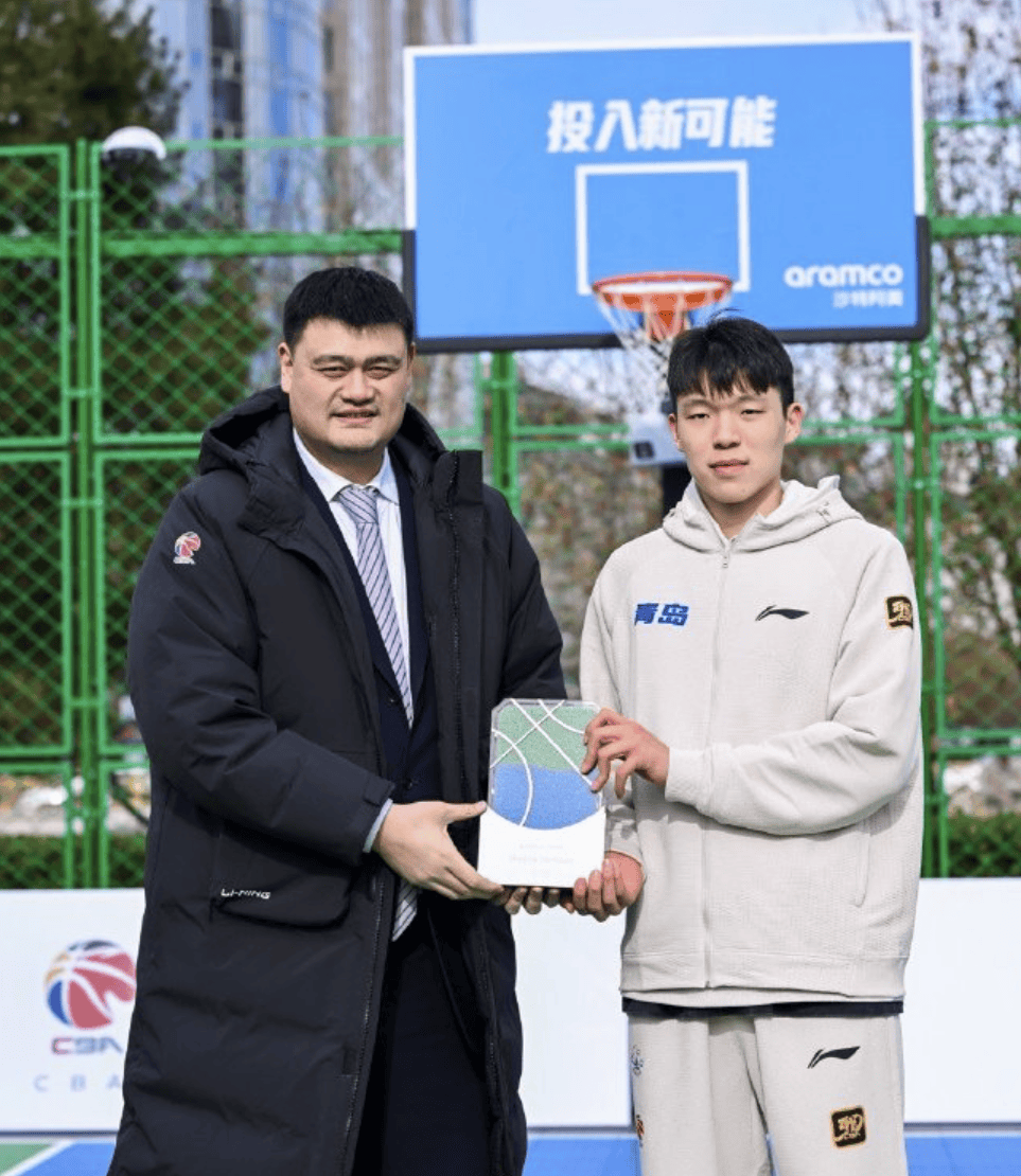 必威体育官网-杨瀚森8+8+5+3篮板创新高夏联G4开拓者击败火箭